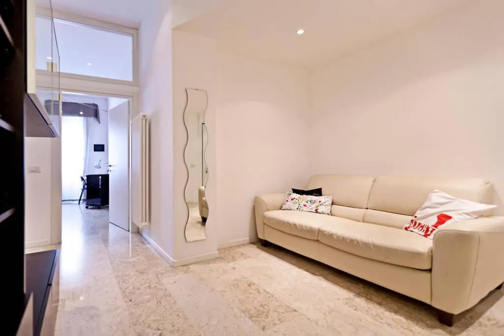 Milan Downtown - The Flat 아파트